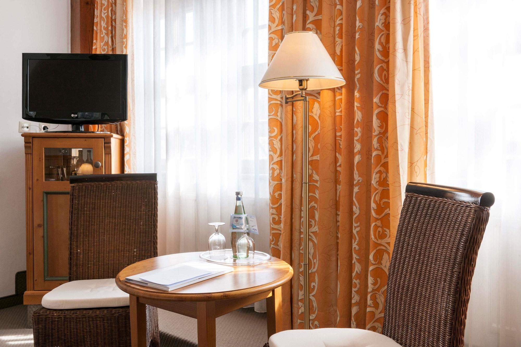 วินด์แฮม การ์เดน เควดลินบวร์ค ชตัดชลอสส์ Hotel เควดลินบวร์ก ภายนอก รูปภาพ
